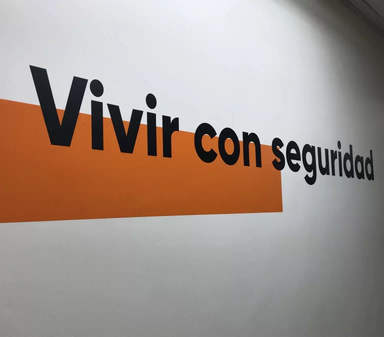 senalizacion-corporativa-impresion-gran-formato-kipock